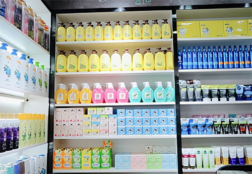 小小日化雜貨店的背后，竟藏著一套賺錢秘籍——生活日用品的“另類”生意經